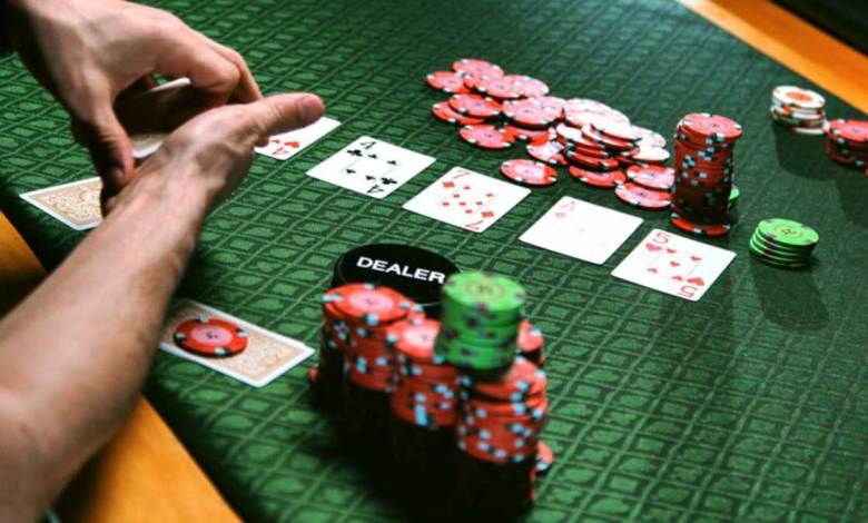 Unlock the Secrets of Live Tells in Poker