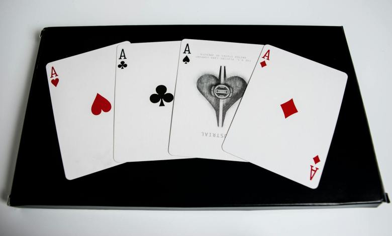 Uncovering the Aces Cracked Phenomenon in Live Poker
