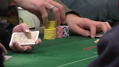 Phil Hellmuth's Intense Reaction in Poker Showdown